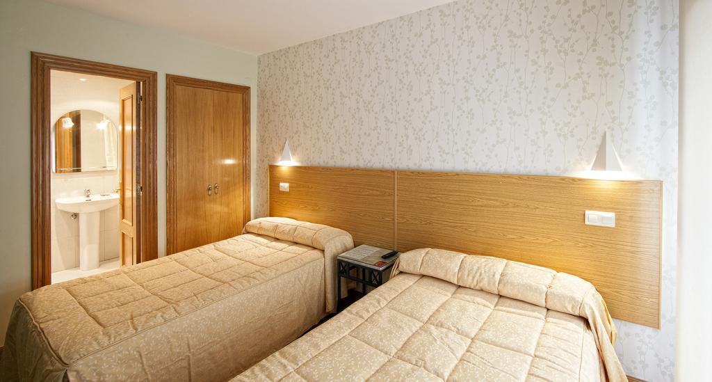 Hostal Bezana Burgo Δωμάτιο φωτογραφία